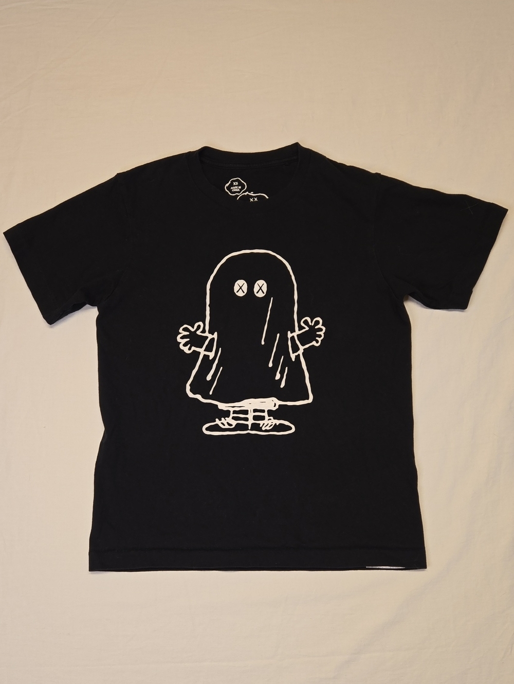 Uniqlo Kaws x Peanut Black Graphic T-Shirt with White Ghost Print
